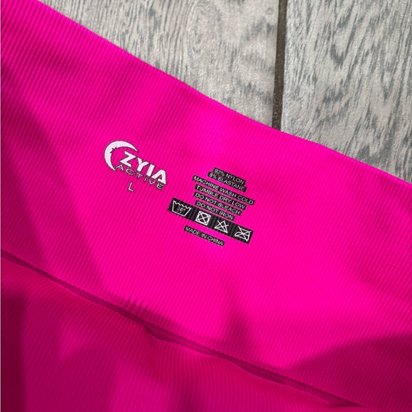 ZYIA Active Hustle hot pink compression bike shorts Size Large - Picture 6 of 7